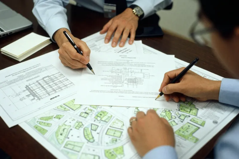 TRAMITACIONES SECTORIALES DE PERMISOS AMBIENTALES Y DESARROLLO DE ESTUDIOS Y MONITOREOS AMBIENTALES